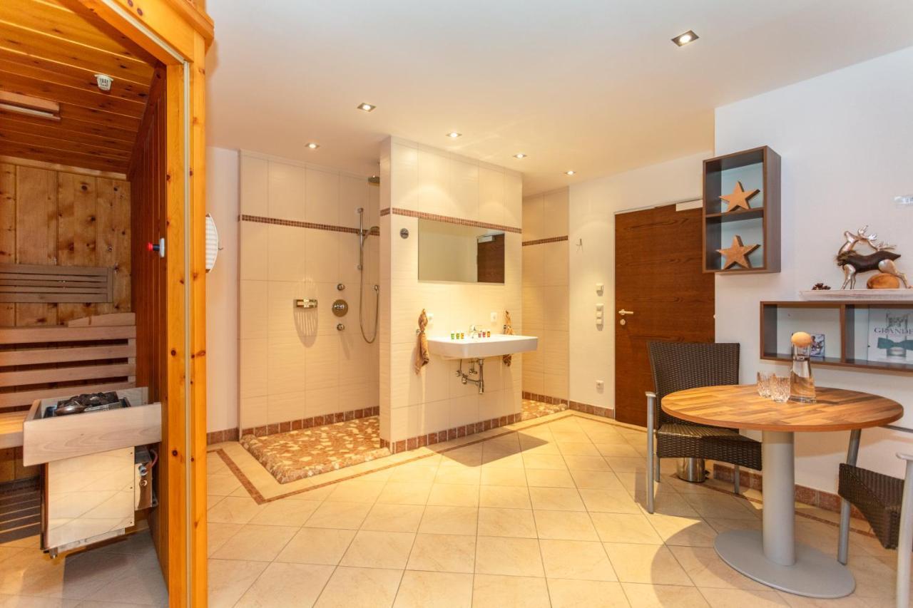 Doris Appartements Neukirchen am Großvenediger Esterno foto